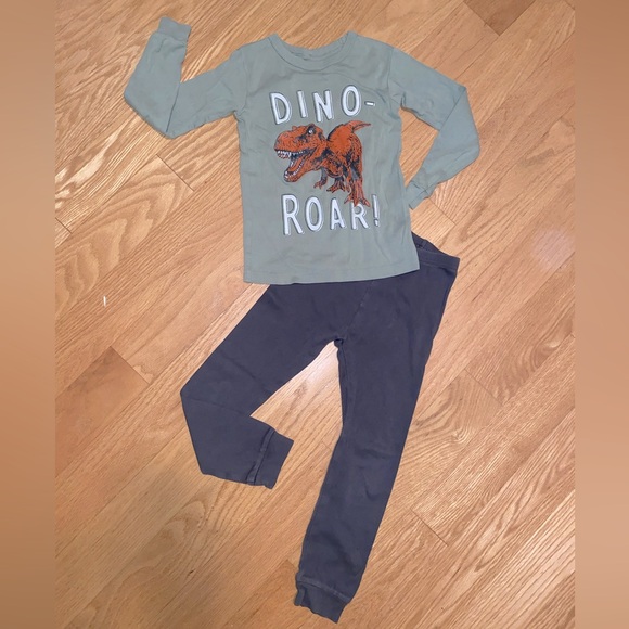 GAP Other - Dinosaur Long Sleeve/Long Pant Pajama Set